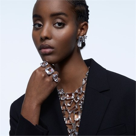 Anello Cocktail Mesmera Cristalli Oversize Bianco Placcato Rodio in Boutique