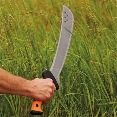 Machete Solid in Casa