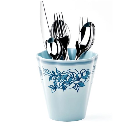 Josephine Alzata Con Campana Celeste Polvere in Cucina