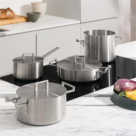 Batteria Pentole Acciaio Inox Induzione Trilamina Convivio in Cucina