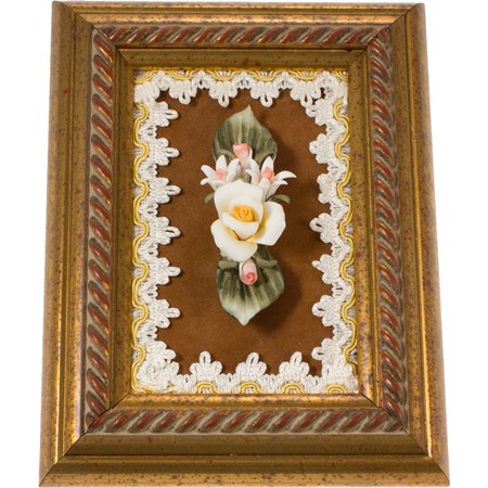 quadretto in legno con fiore in porcellana